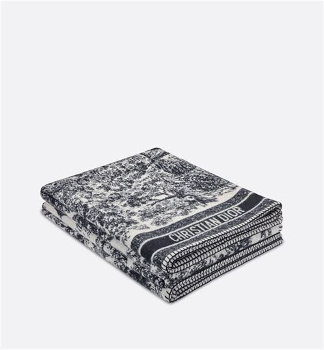 dior toile de jouy blanket|Toile de Jouy Blanket Ivory and Navy Blue Cashmere .